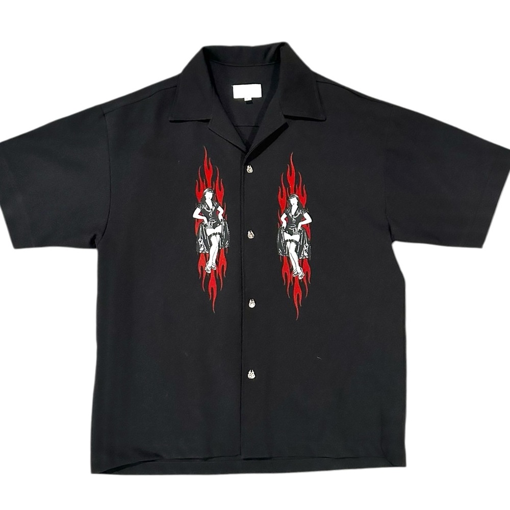 Chochie Casuals Black Bettie Paige Red Flames Graphic Button Short Sleeve Large